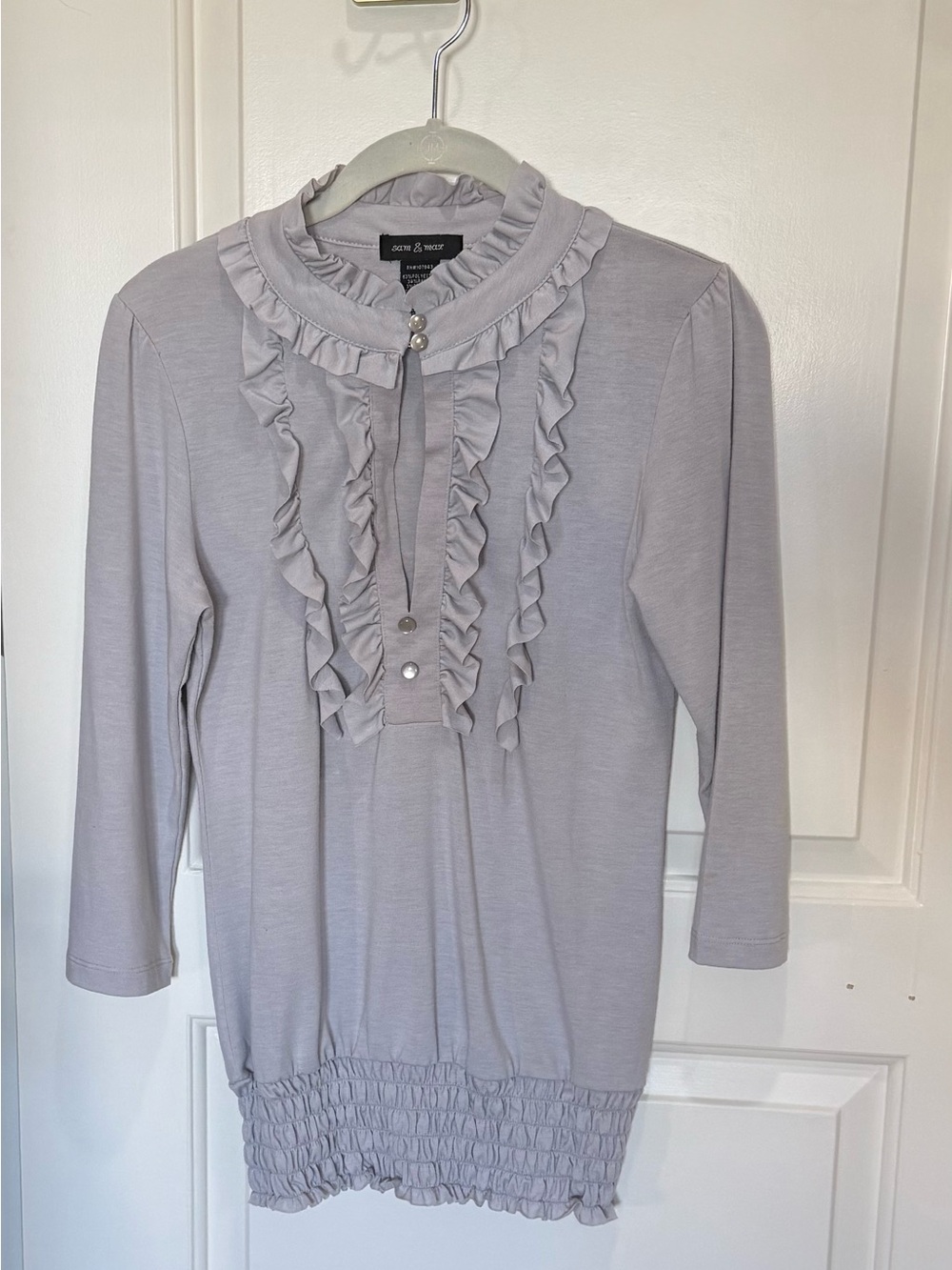 Sam & Max Light Gray Ruffle-Front Long Sleeve Tee